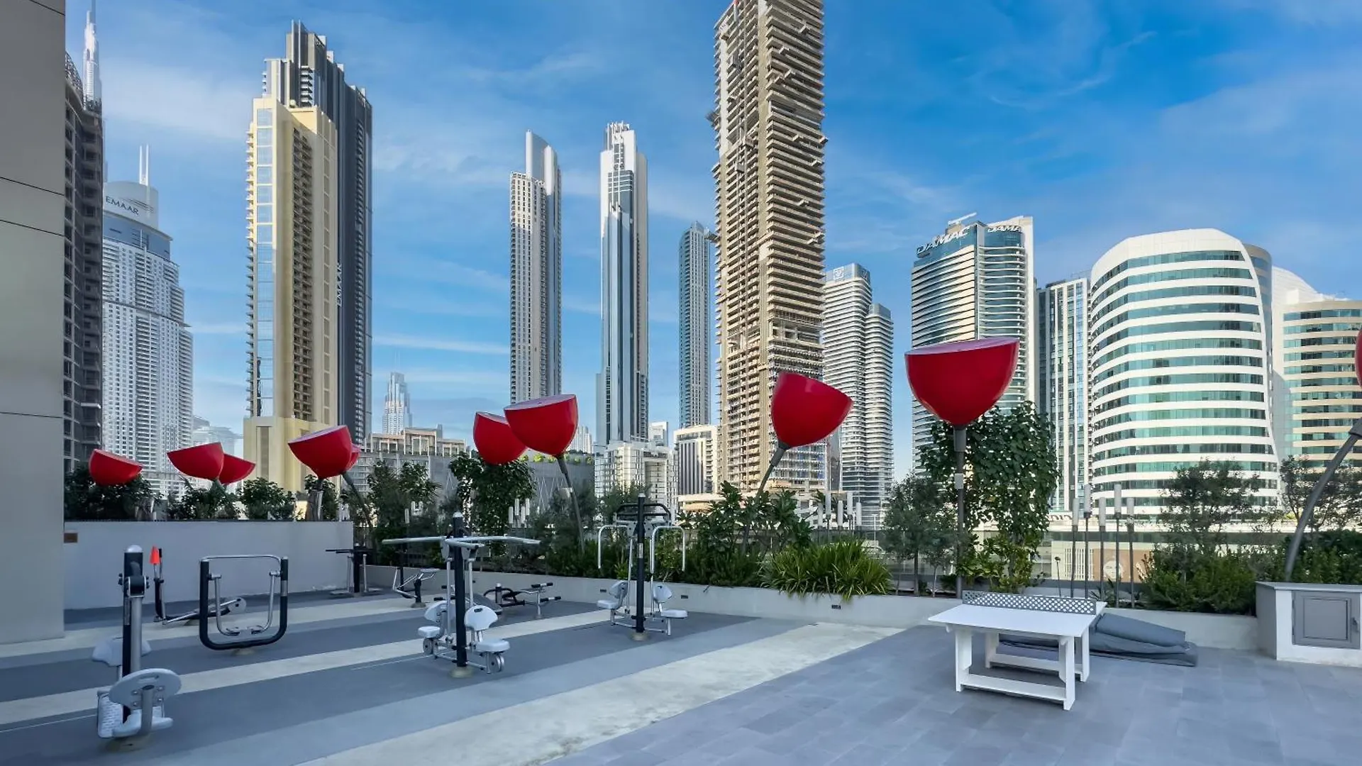 Chic 2Br Near Dubai Mall & Burj L Canal & City View I 5 Pax Apartment