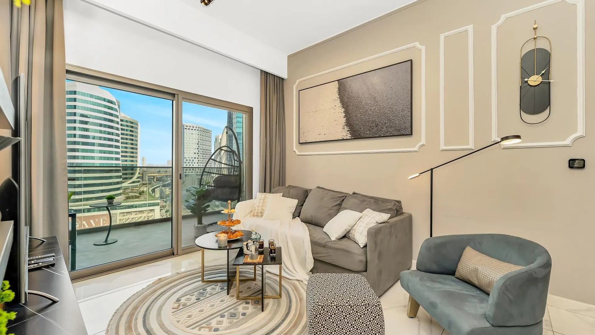 Apartment Chic 2Br Near Dubai Mall & Burj L Canal & City View I 5 Pax United Arab Emirates